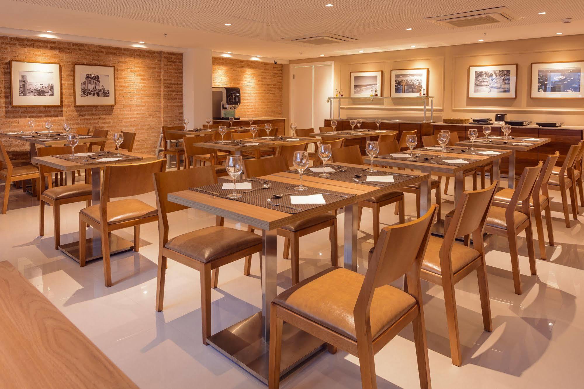 萨尔瓦多机场城际酒店 劳鲁-迪弗雷塔斯 外观 照片